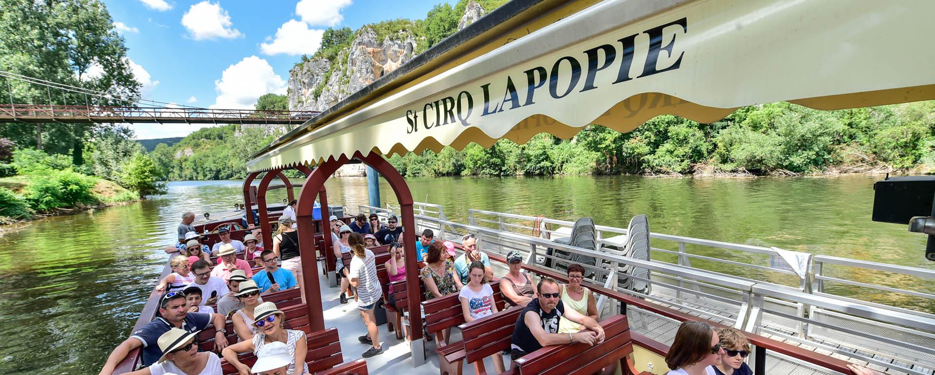 Bateau promenade sur le Lot