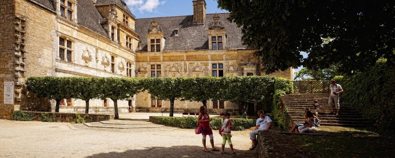 Châteaux de la vallée de la Dordogne (château de Montal) © D.Viet / CRTL Occitanie