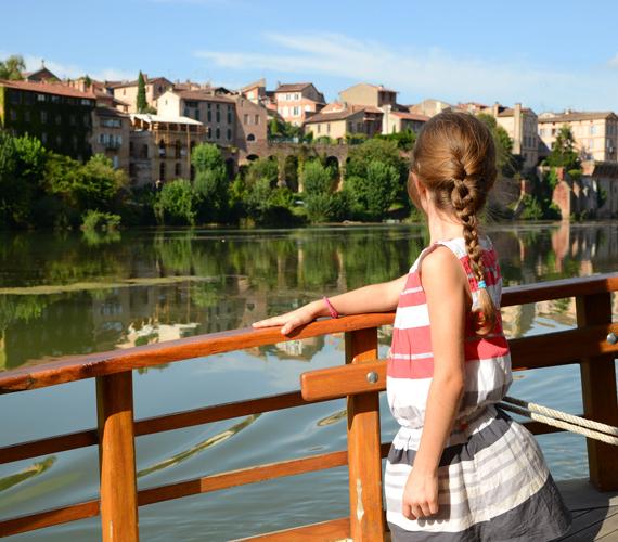 En gabarre sur le Tarn - Albi © CRTL Occitanie / P.Thébault