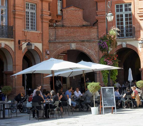 Place Nationale  Montauban - La place Nationale © D.Viet / CRTL Occitanie