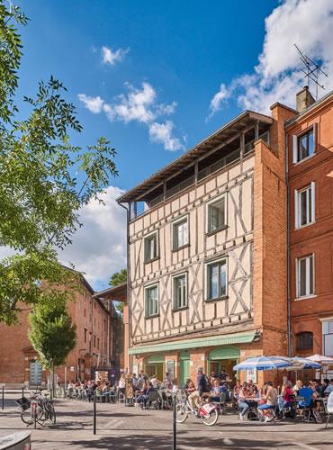 Le café des Artistes, D.Viet Le café des Artistes