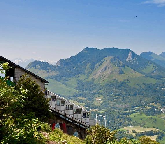 Funiculaire du Pic du Jer  Le funiculaire du Pic du Jer