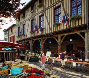 Marché de Mirepoix © D.Viet / CRTL Occitanie
