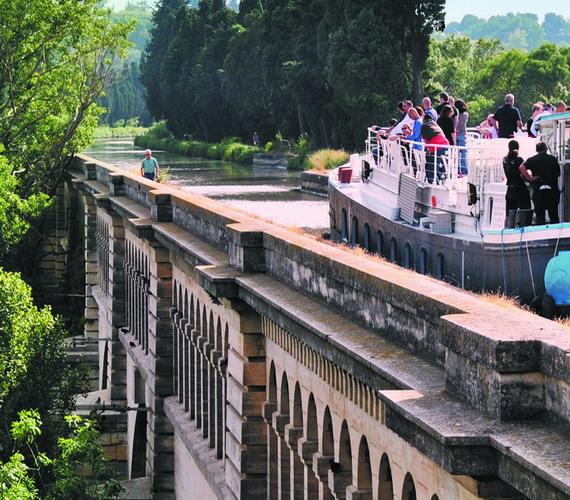 Pont-canal de l'Orb © Compagnie des Bateaux du Midi