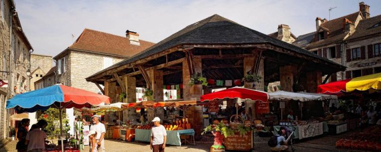 Marché à Martel