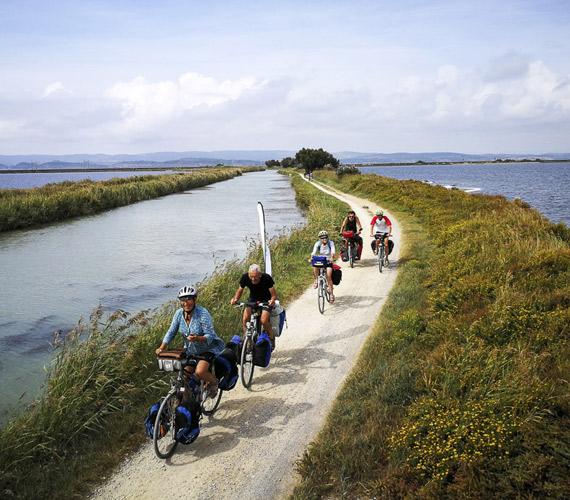 La Méditerranée à vélo © Celia Benisty / Les Poulets Bicyclettes
