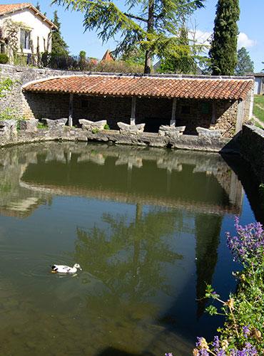 Lavoir à Varaire