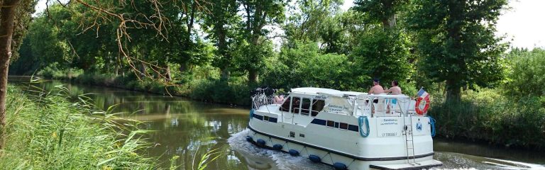 Naviguez sur le Canal du Midi