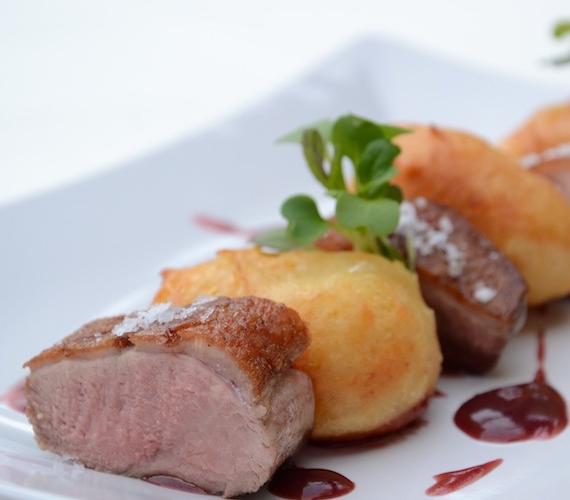 Canard aux prunes © Janos Hegedus de Pixabay