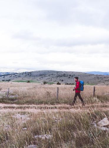 Balade sur le Causse Méjean - Lozère © Simon Mioni