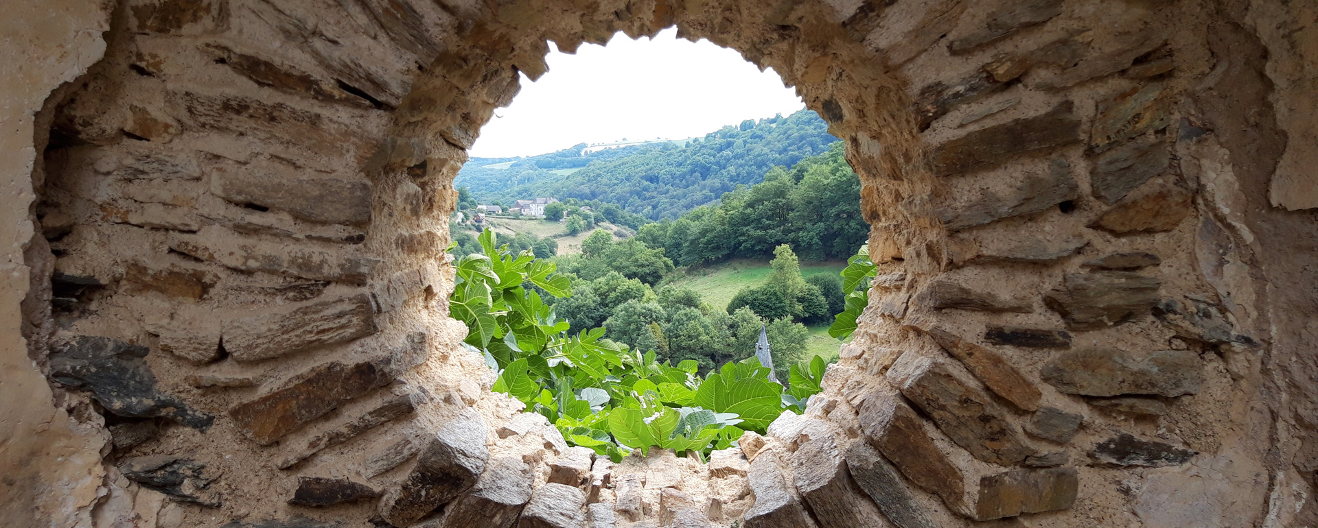 Château de Belcastel - Aveyron