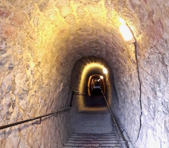 Fort Libéria - Souterrain des 1000 marches - Pyrénées-Orientales