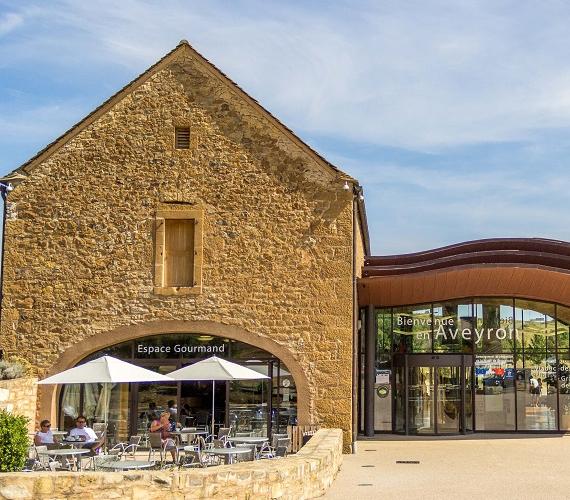 Aire viaduc de Millau