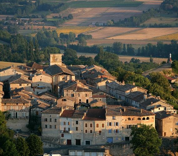 Castelnau de Montmiral