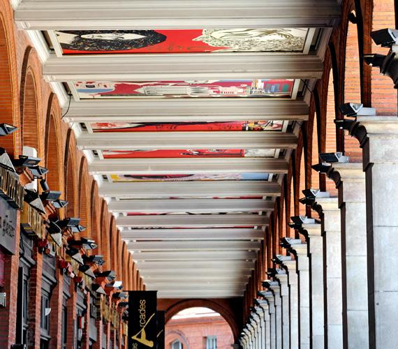 Les arcades de la place du capitole