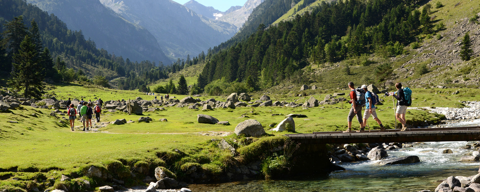 Randonneurs - Pyrénées © P.Thébault / CRTL Occitanie