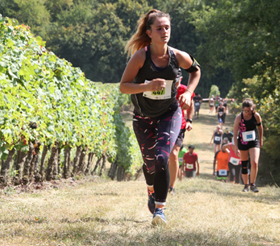 Trail dans les vignes de Saint-Mont, Gers @ Bernard Dugros / CRTL Occitanie
