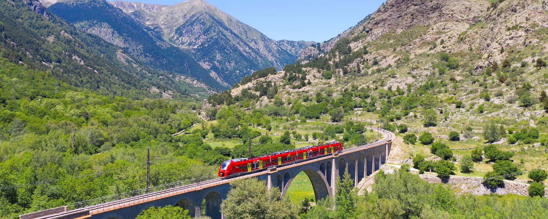 liO train La Tour de Carol©Emmanuel Grimault - Region Occitanie