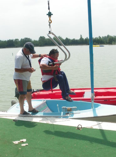 Handivoile_Base de loisirs de Saix©Tarn Tourisme