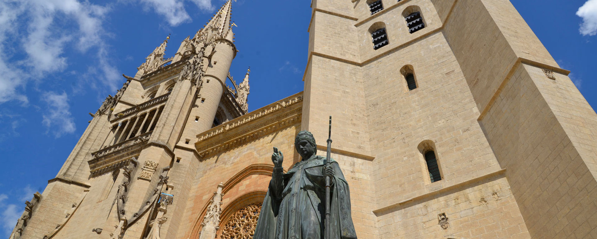 Cathédrale-URBAIN-V-Mende@Thierry Bousquet – Lozère Tourisme Cathédrale-URBAIN-V-Mende