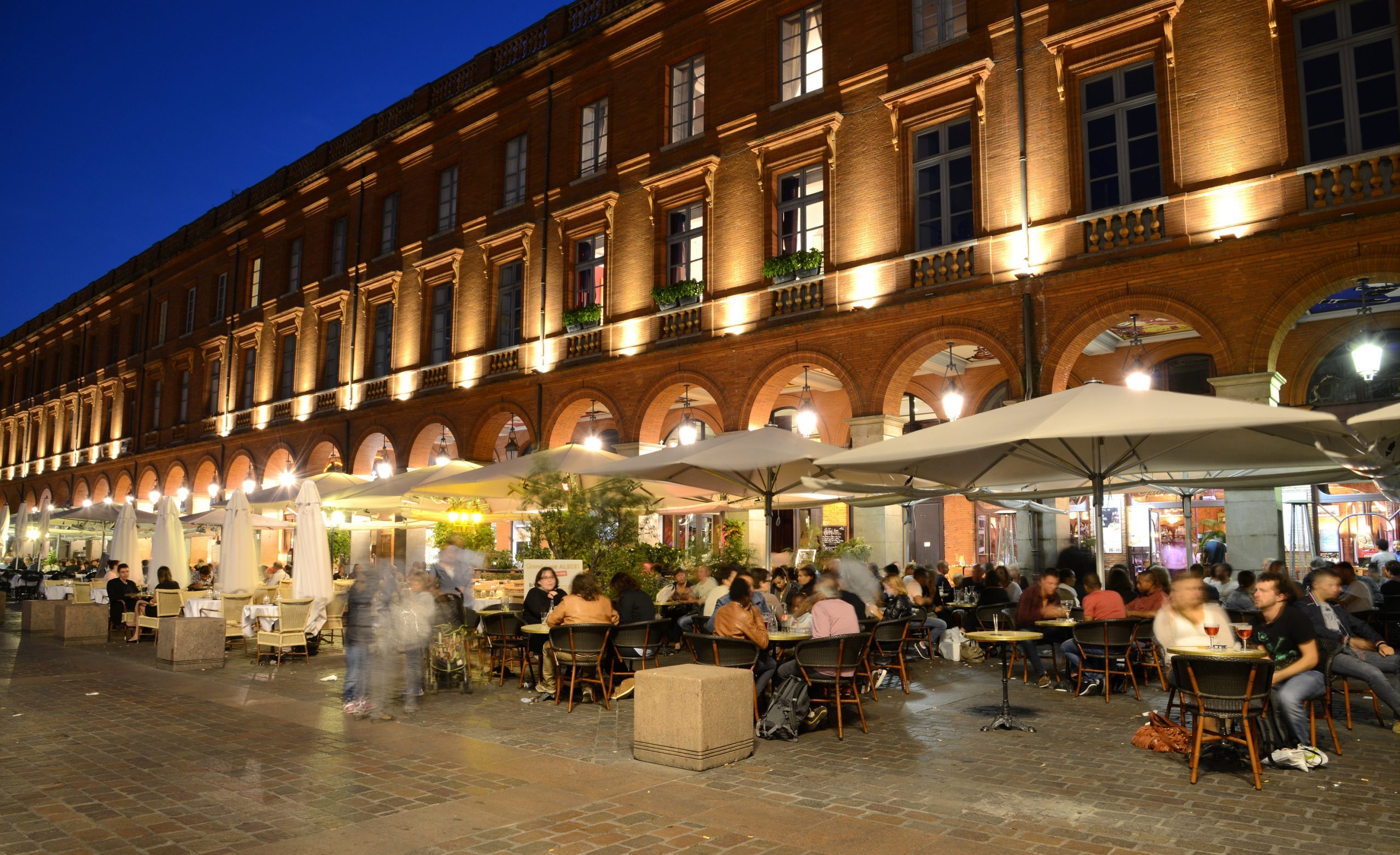 Toulouse - Place du Capitole © P.Thébault / CRTL Occitanie