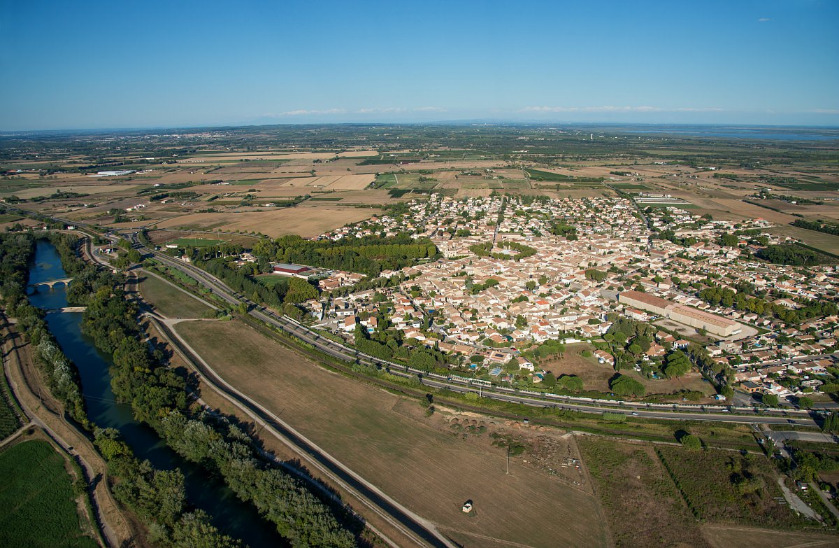 Saint Laurent d'Aigouze © J.M BD
