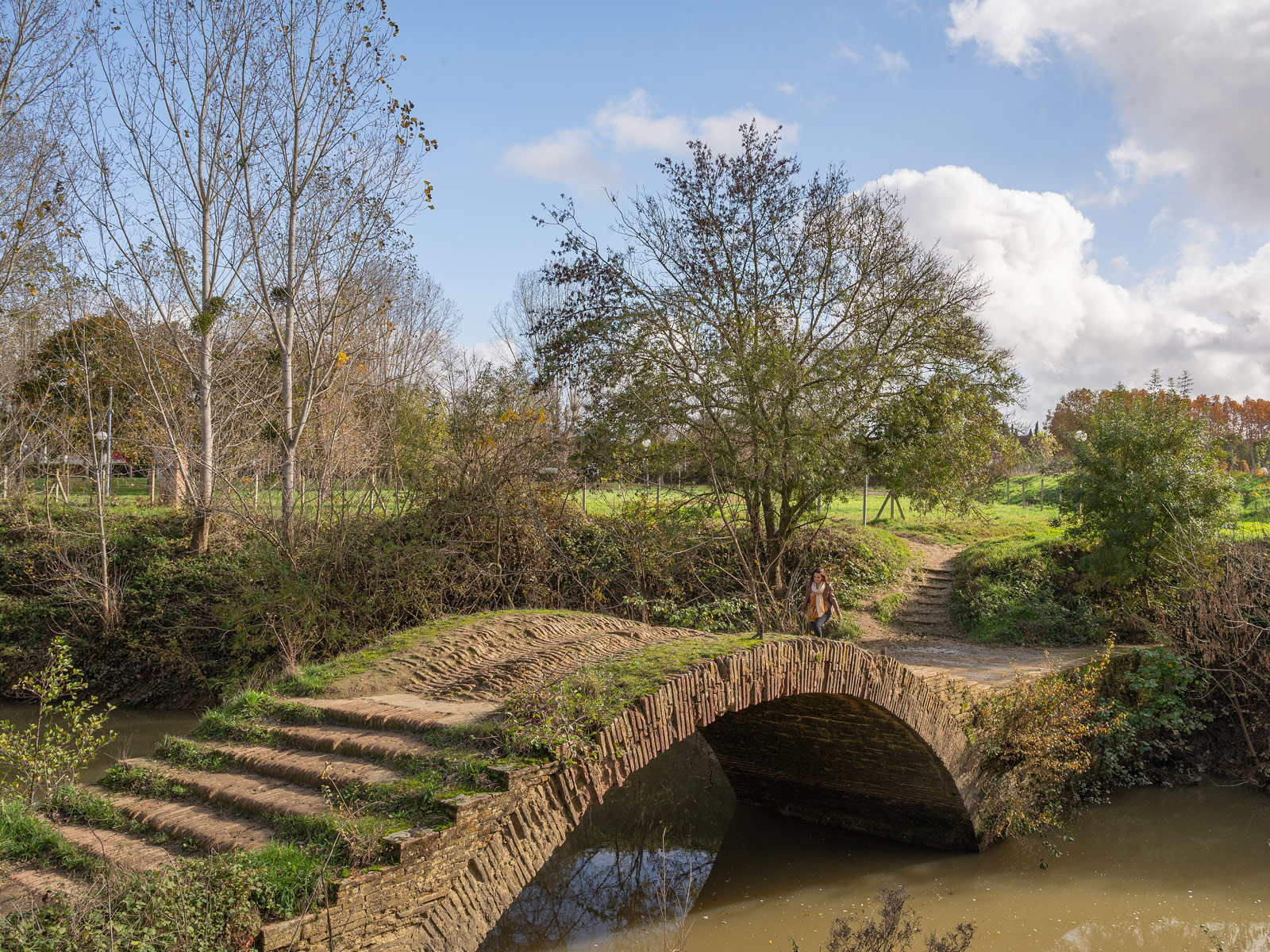 L'Isle-Jourdain (pont) © G.Payen / CRTL Occitanie