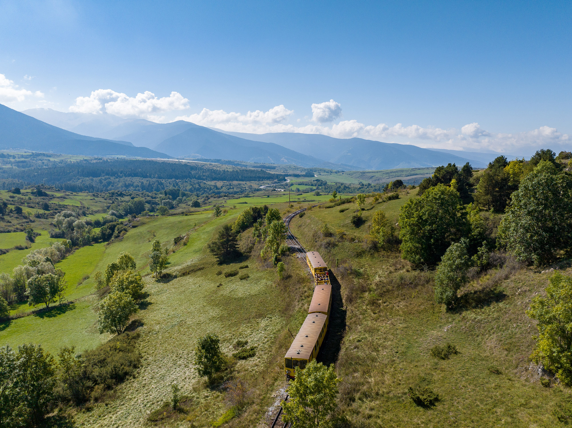 Train Jaune © Matthieu Chambraud / Airimage / CRTL Ocitanie