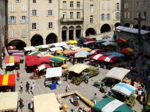 Marché de Villefranche-de-Rouergue © Patrice Thébault / CRTL Occitanie