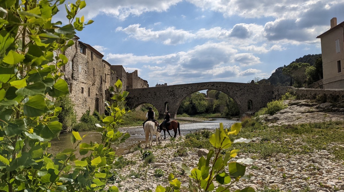 Balade en Corbières © Niermans / Ferme-Equestre du Plo