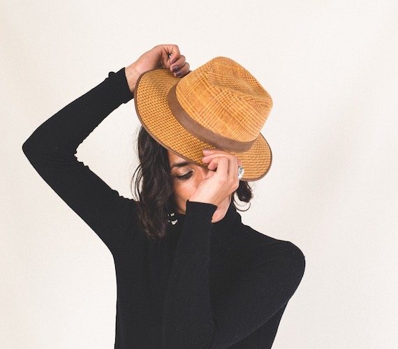 Chapeau des Ets Crambes à Caussade (Tarn-et-Garonne)