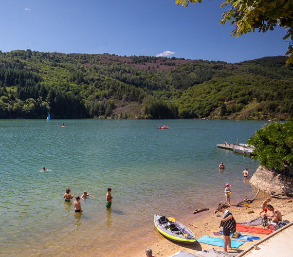 Lac de Villefort © Benoît Colomb / Lozère Tourisme Lac de Villefort © Benoît Colomb / Lozère Tourisme