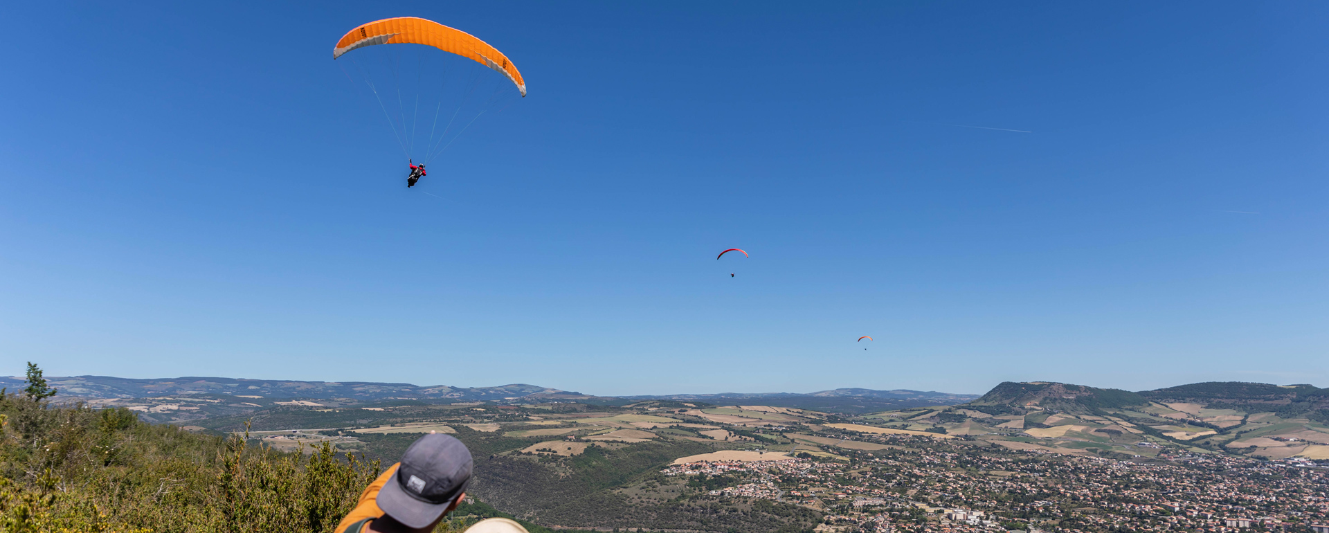 Parapente en Occitanie © CRTL Occitanie / Jolies Lueurs