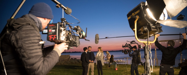 Demain nous appartient - Tournage à l'Étang de Thau (Hérault) | © Fabien Malot - TelSete - TF1