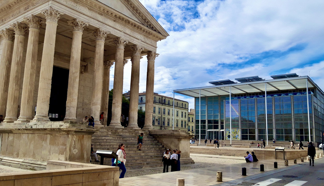 Nîmes, Maison Carrée et Carré d'Art © C. Chabanette / CRTL Occitanie