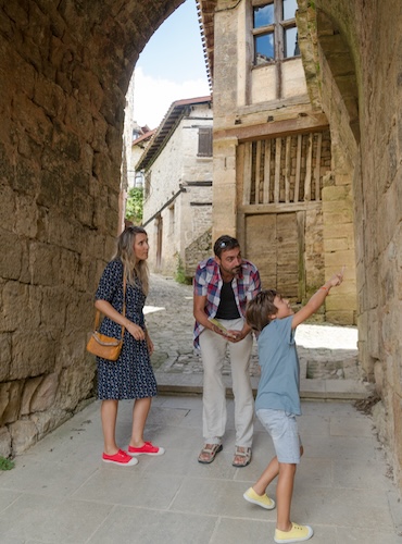 Bruniquel, la porte Méjane © Laure Villain