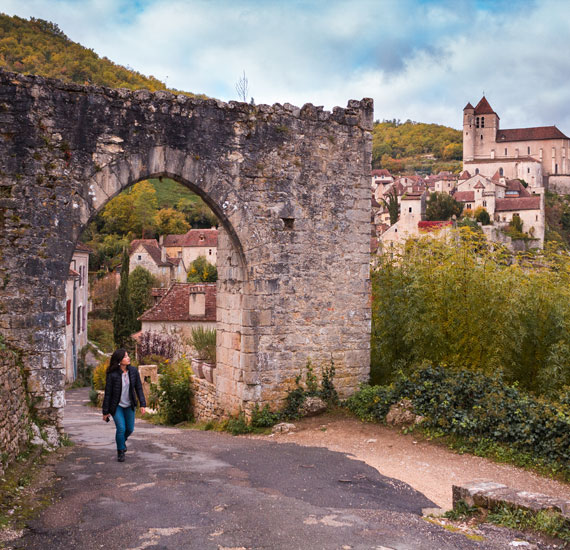 Porte-de-Rocamadour-à-Saint-Cirq-Lapopie