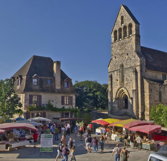 Beaulieu-sur-Dordogne, Vallée de la Dordogne Beaulieu-sur-Dordogne, Vallée de la Dordogne