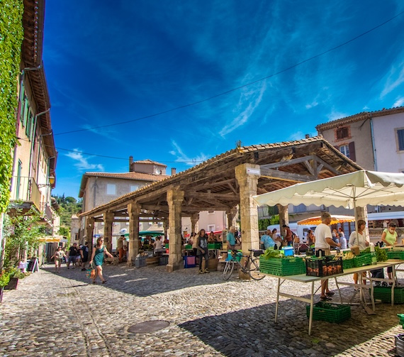 Halle de Lagrasse © C.Deschamps / OTI Corbières Minervois