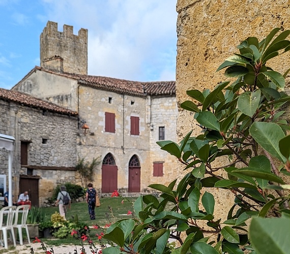 Larressingle ©viajandoconmami-CRTLOccitanie