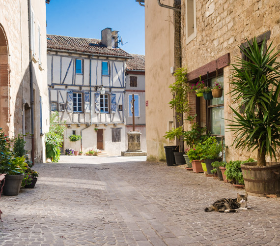 Castelnau-de-Montmiral © Laure Villain / OT Toscane Occitane