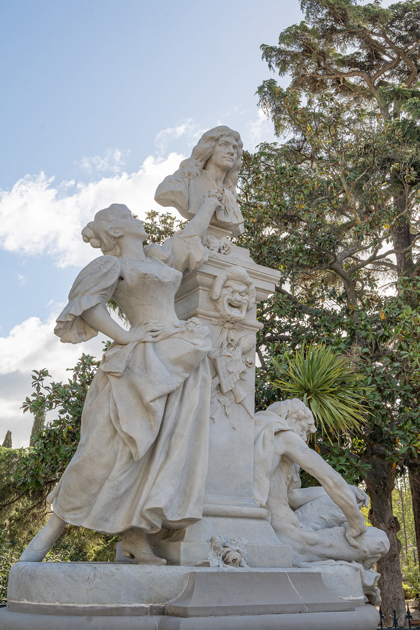Pézenas : statue de Molière  Pézenas - statue de Molière © G.Payen / CRTL Occitanie