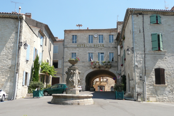 Barjac (Gard) © Vi...Cult...