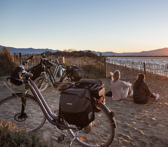 Vélo sur la plage © Olivier Octobre / CRTL Occitanie