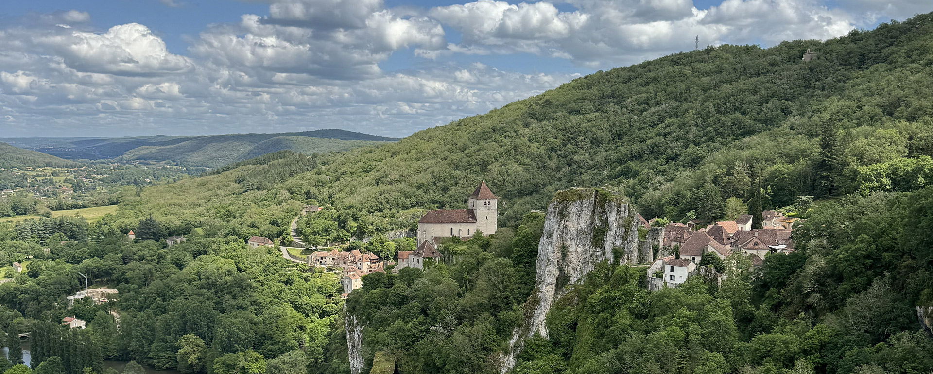 Saint-Cirq-Lapopie © Carlo Cunado / Artspain / CRTL Occitanie