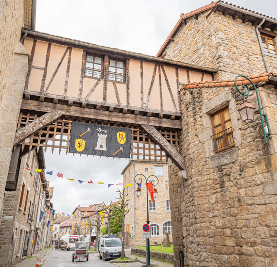 Cité Médiévale du Malzieu, Lozère Cité Médiévale du Malzieu, Lozère