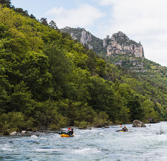 Packraft dans les Gorges du Tarn Aveyron ; Mostuéjouls