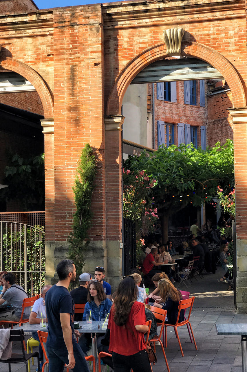 Place Saint-Pierre © D.Viet Toulouse - Place Saint-Pierre © D.Viet / CRTL Occitanie