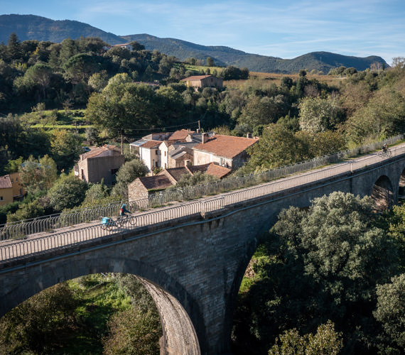 Voie verte Passa Païs - Véloccitanie © Sedat Yagiz / PNR Haut-Languedoc