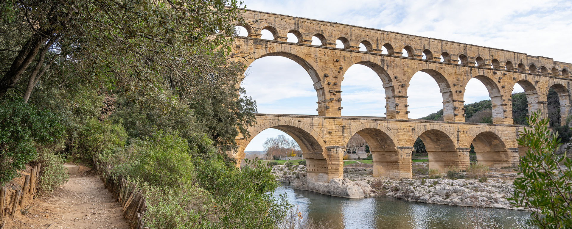 Pont du Gard, inscrit au patrimoine mondial de l'Unesco Pont du Gard, inscrit au patrimoine mondial de l'Unesco